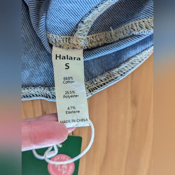 NWT Halara Halter Denim Crop Top Size Small - Picture 6 of 7